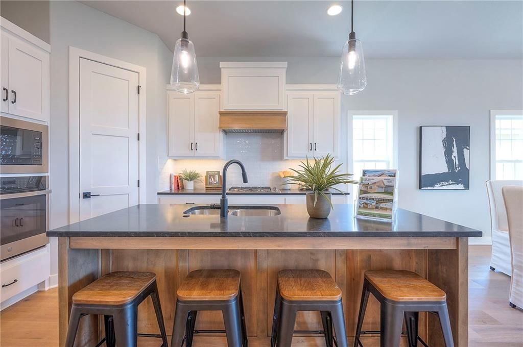 17372 S Kaw Street — photo 12