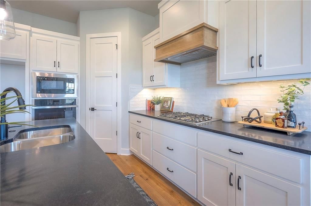 17372 S Kaw Street — photo 14