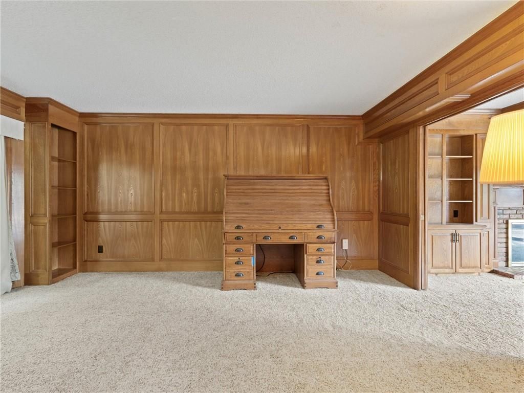 5807 N Cypress Avenue — photo 4