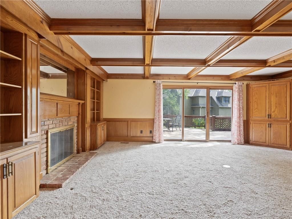 5807 N Cypress Avenue — photo 6
