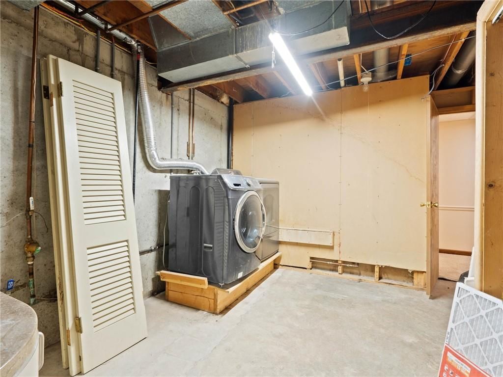 5807 N Cypress Avenue — photo 32