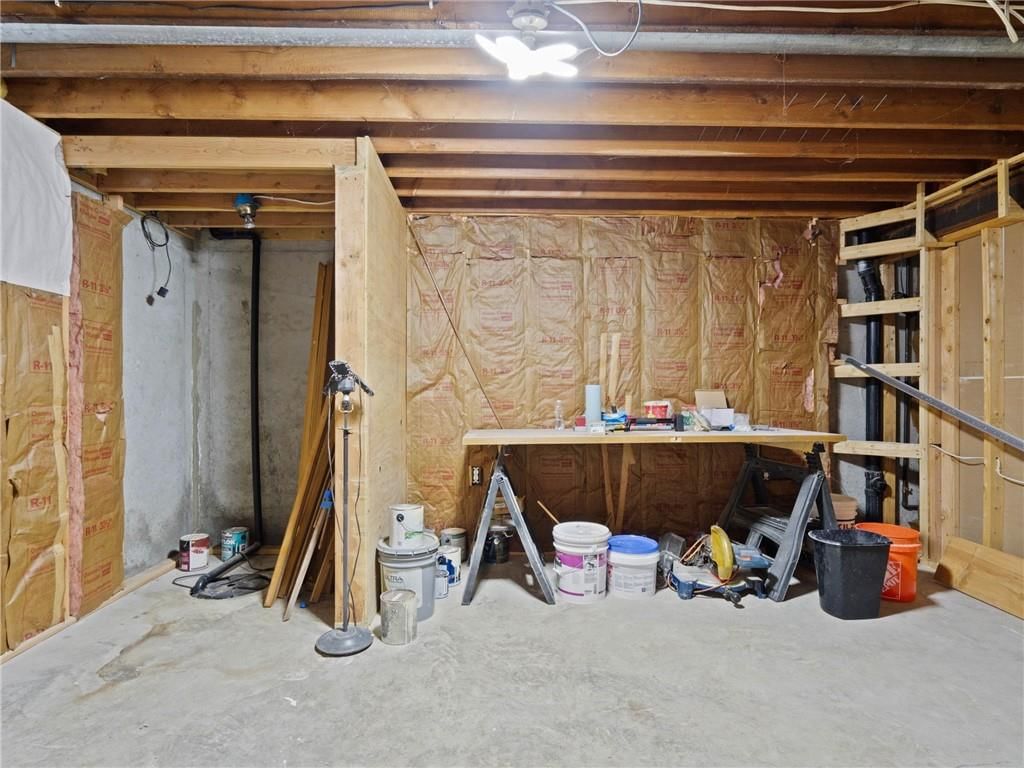 5807 N Cypress Avenue — photo 33