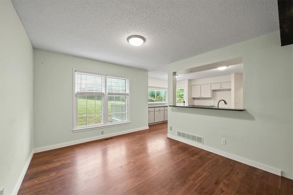 7029 ALBERVAN Street — photo 9