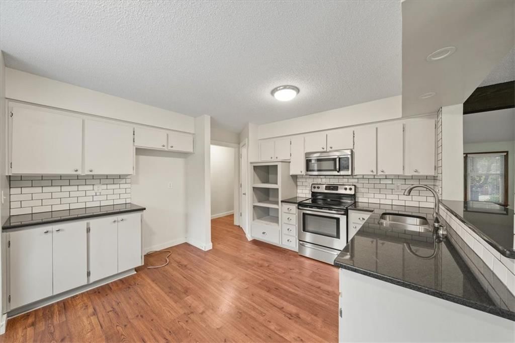 7029 ALBERVAN Street — photo 12