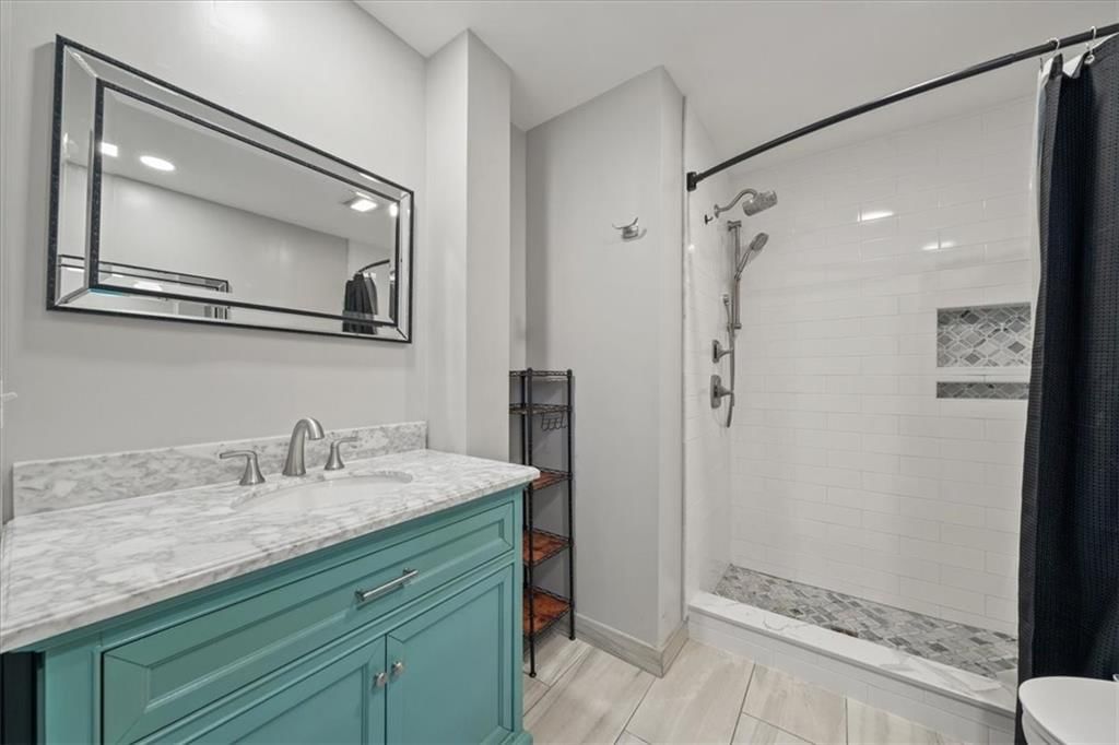 7029 ALBERVAN Street — photo 23