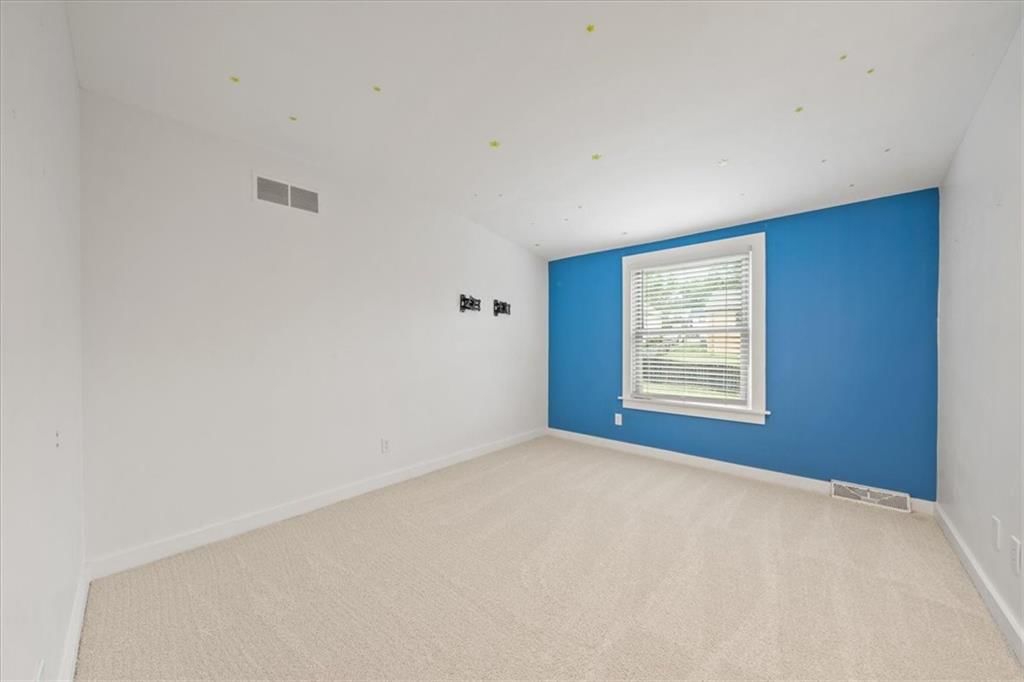 7029 ALBERVAN Street — photo 29