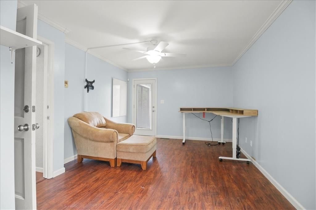 215 NW Aspen Street — photo 35