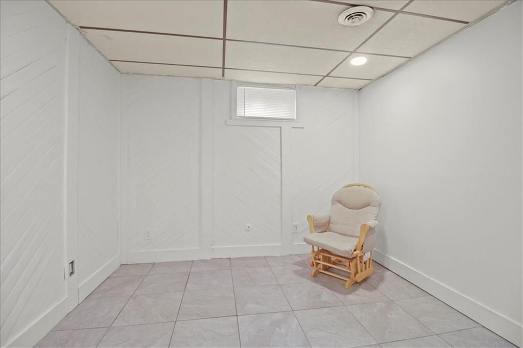 215 NW Aspen Street — photo 39