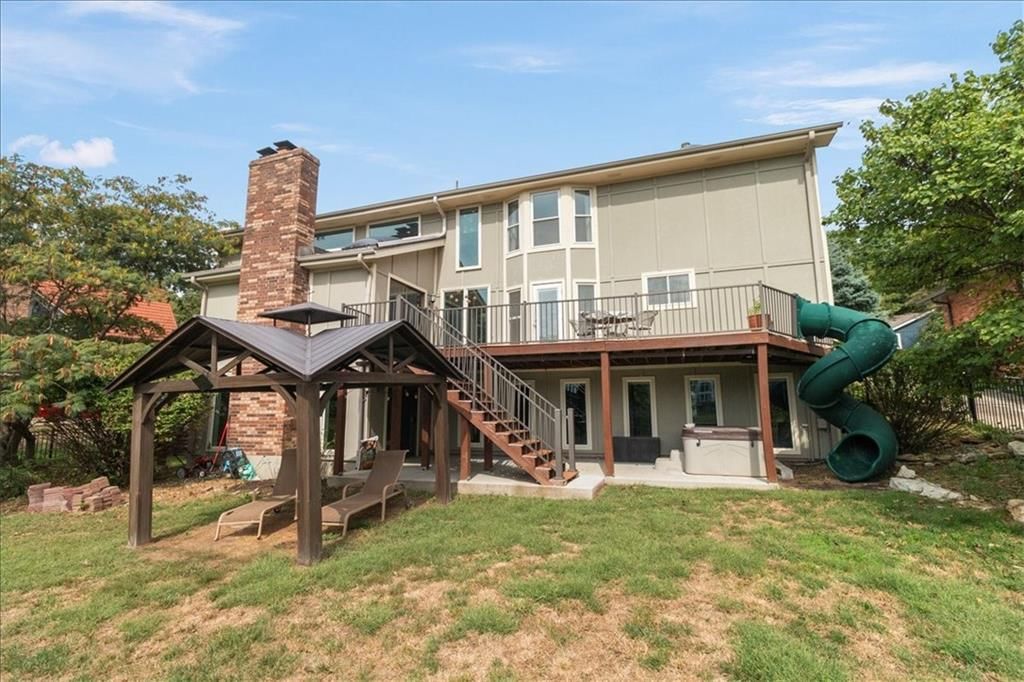 215 NW Aspen Street — photo 43