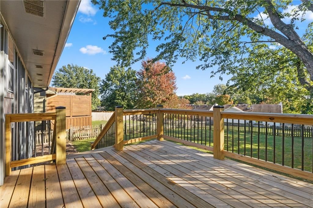 11207 N MARSH Avenue — photo 25