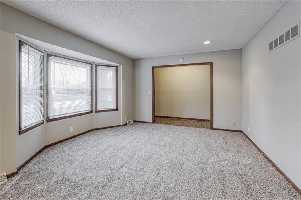 3608 NW Blue Jacket Drive — photo 8