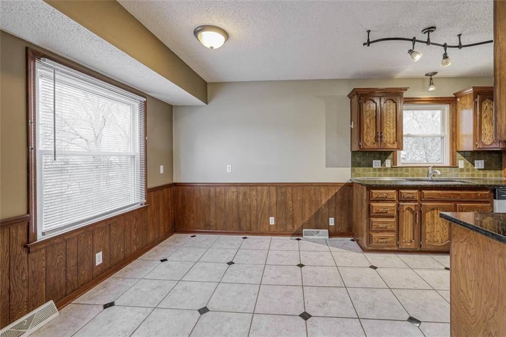3608 NW Blue Jacket Drive — photo 15