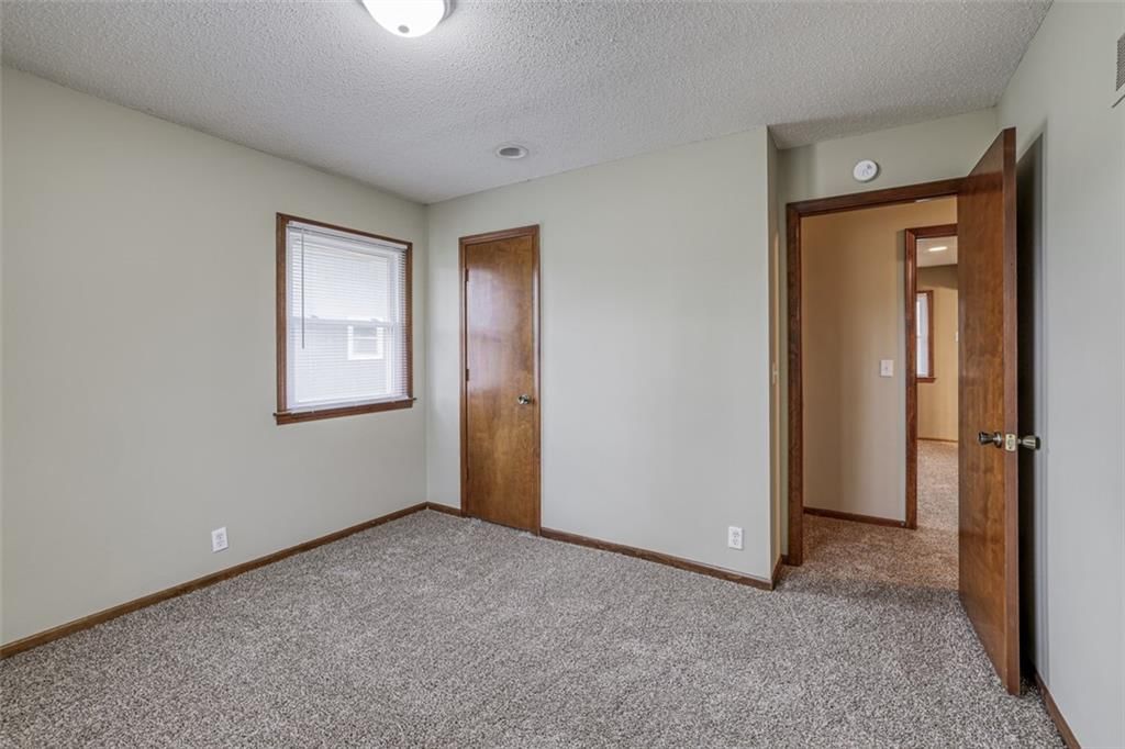 3608 NW Blue Jacket Drive — photo 29