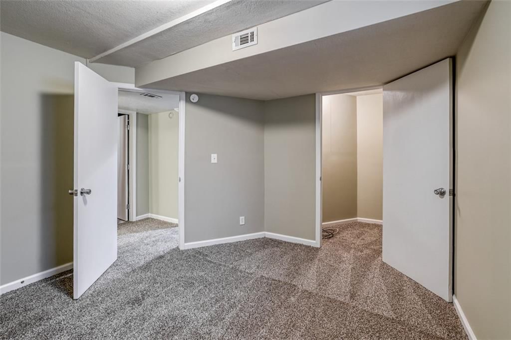 3608 NW Blue Jacket Drive — photo 44
