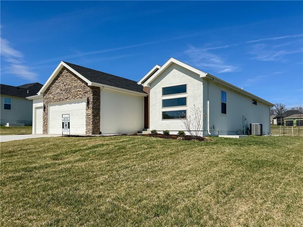 2601 NE Wheatley Drive — photo 4