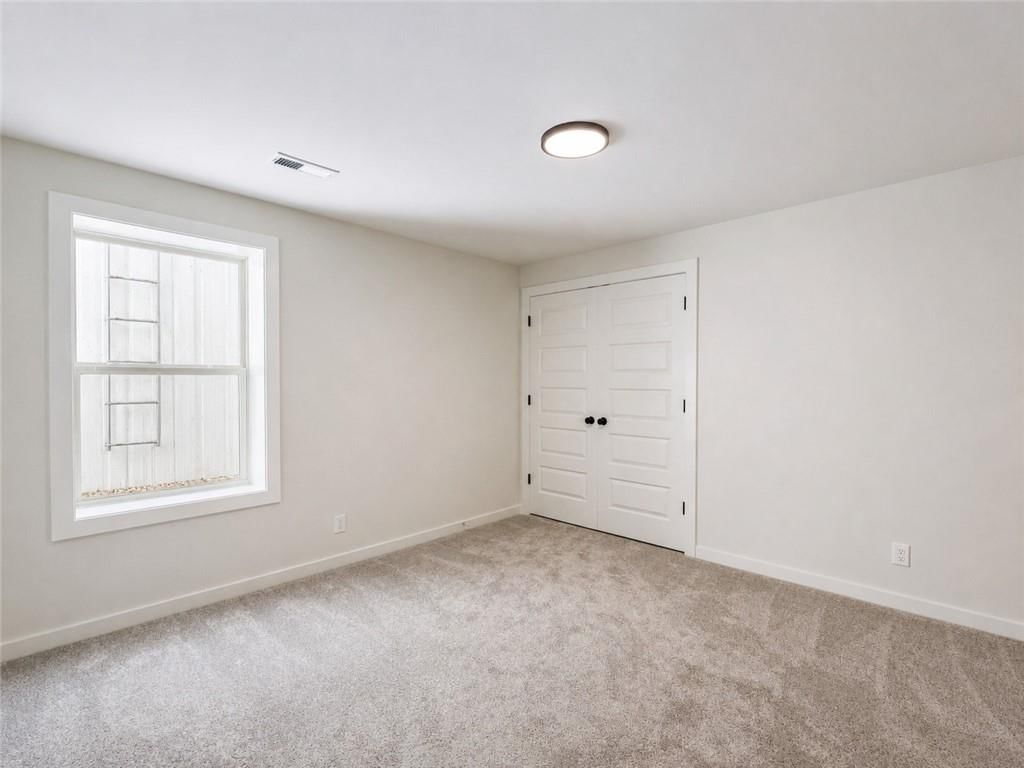 2601 NE Wheatley Drive — photo 39