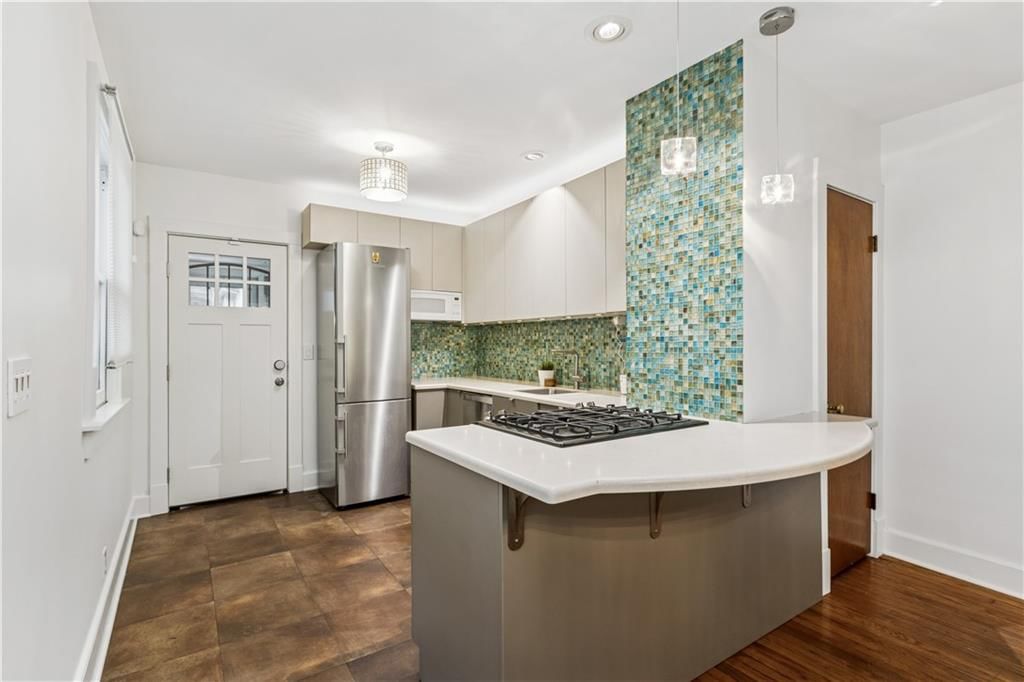 4510 Terrace Street — photo 8