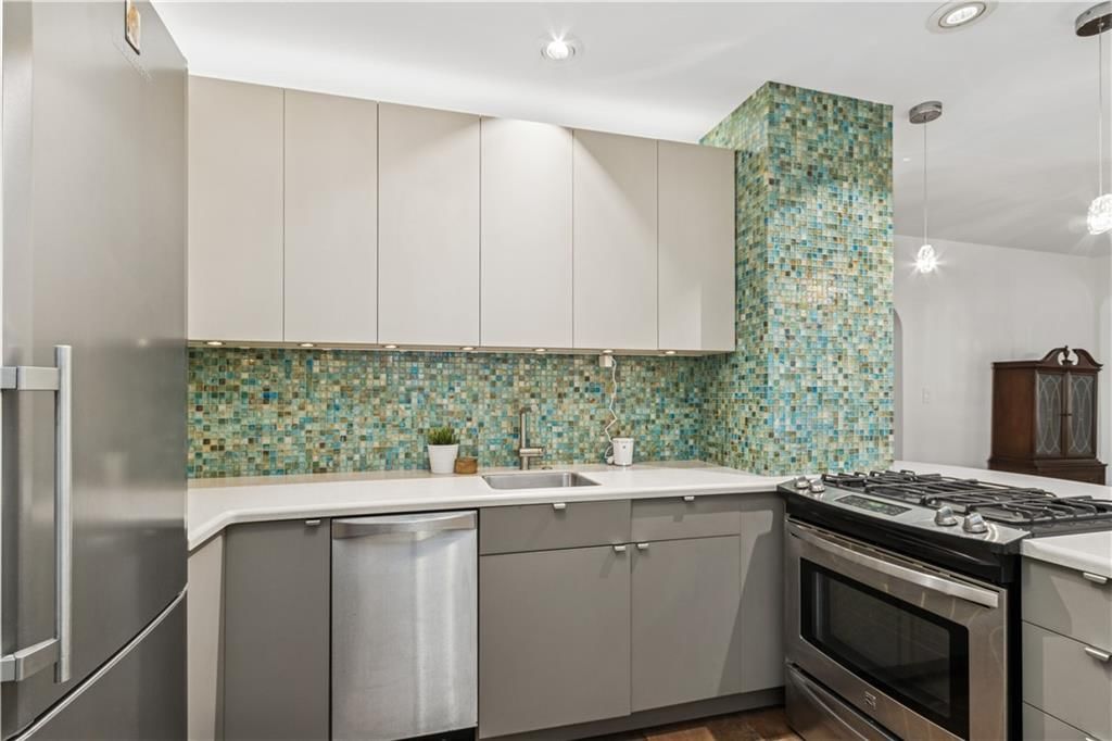 4510 Terrace Street — photo 10