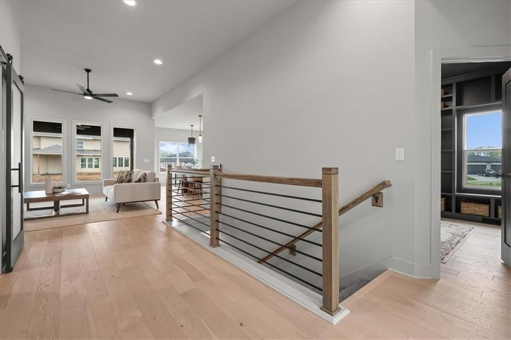 2513 NE Wheatley Drive — photo 5