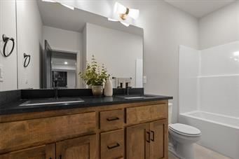 2513 NE Wheatley Drive — photo 32
