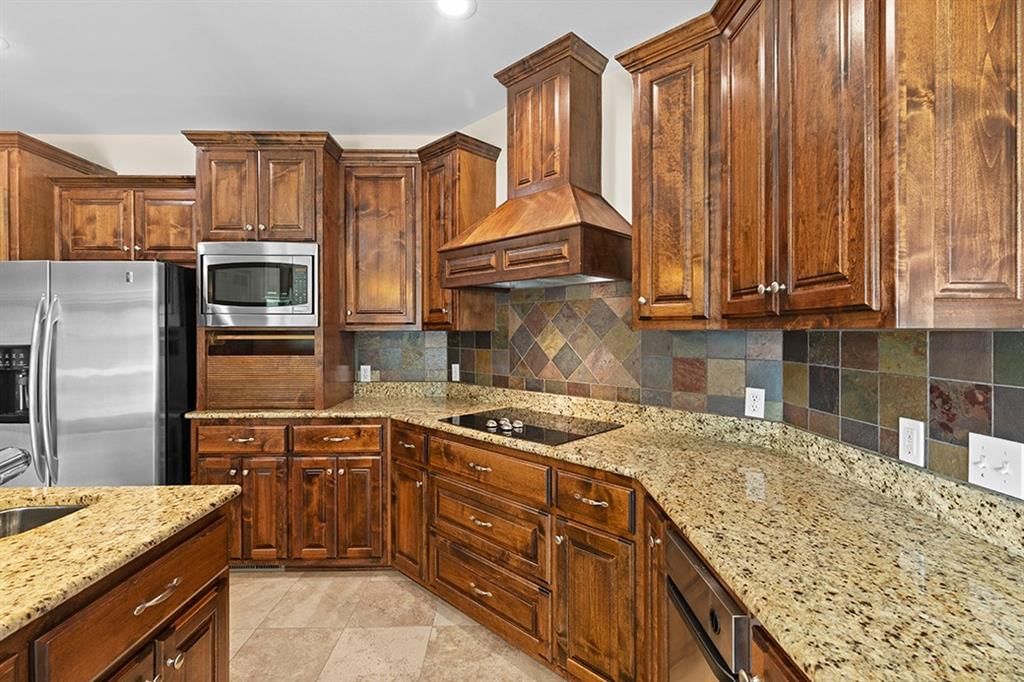 110 Crestwood Estates — photo 11