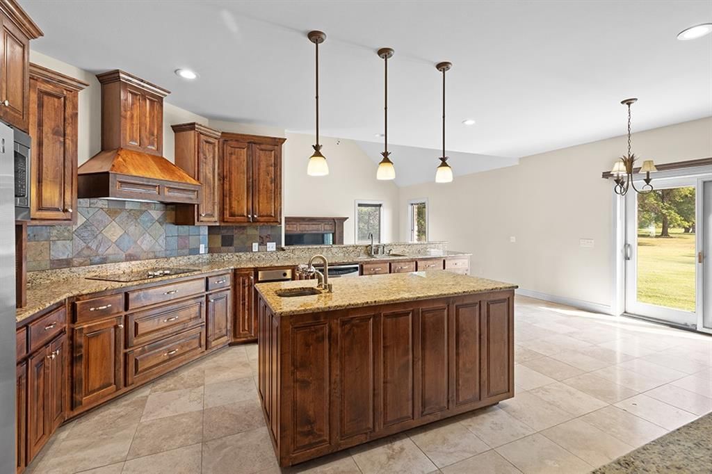 110 Crestwood Estates — photo 12