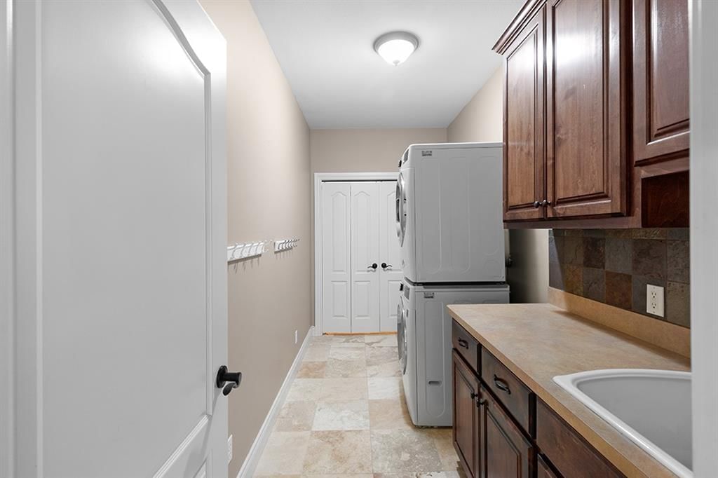 110 Crestwood Estates — photo 13