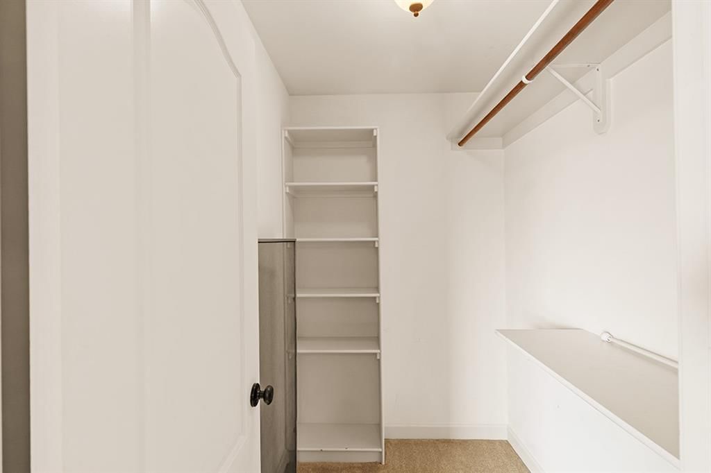 110 Crestwood Estates — photo 40