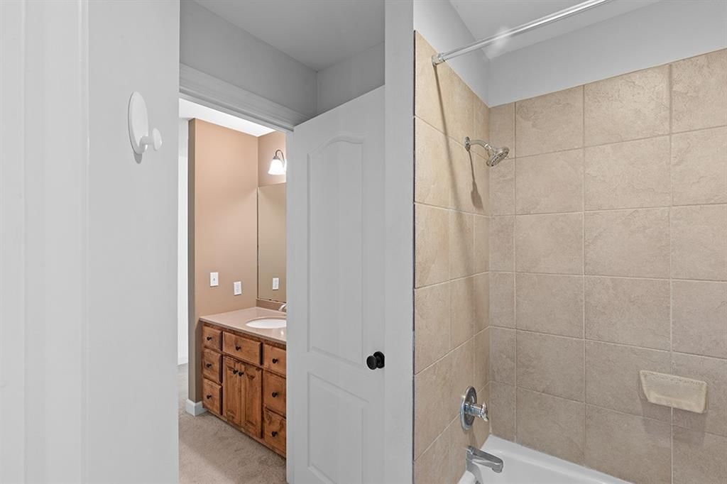 110 Crestwood Estates — photo 43