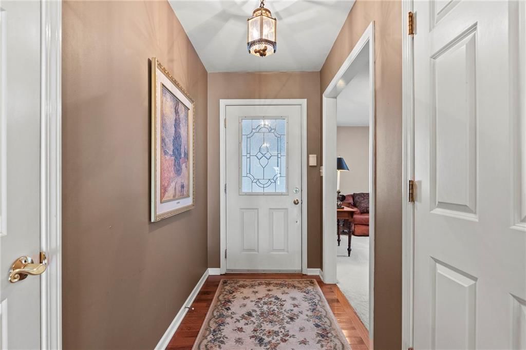 12768 Overbrook Road — photo 9