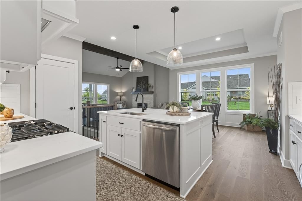8217 Aurora Street — photo 13
