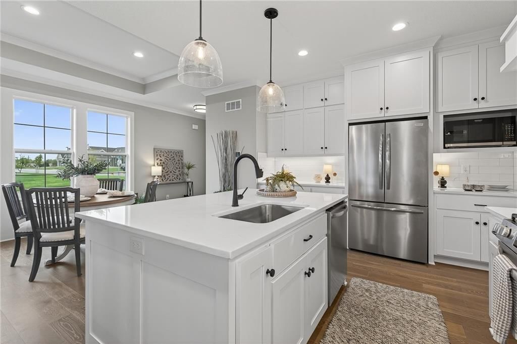 8217 Aurora Street — photo 14