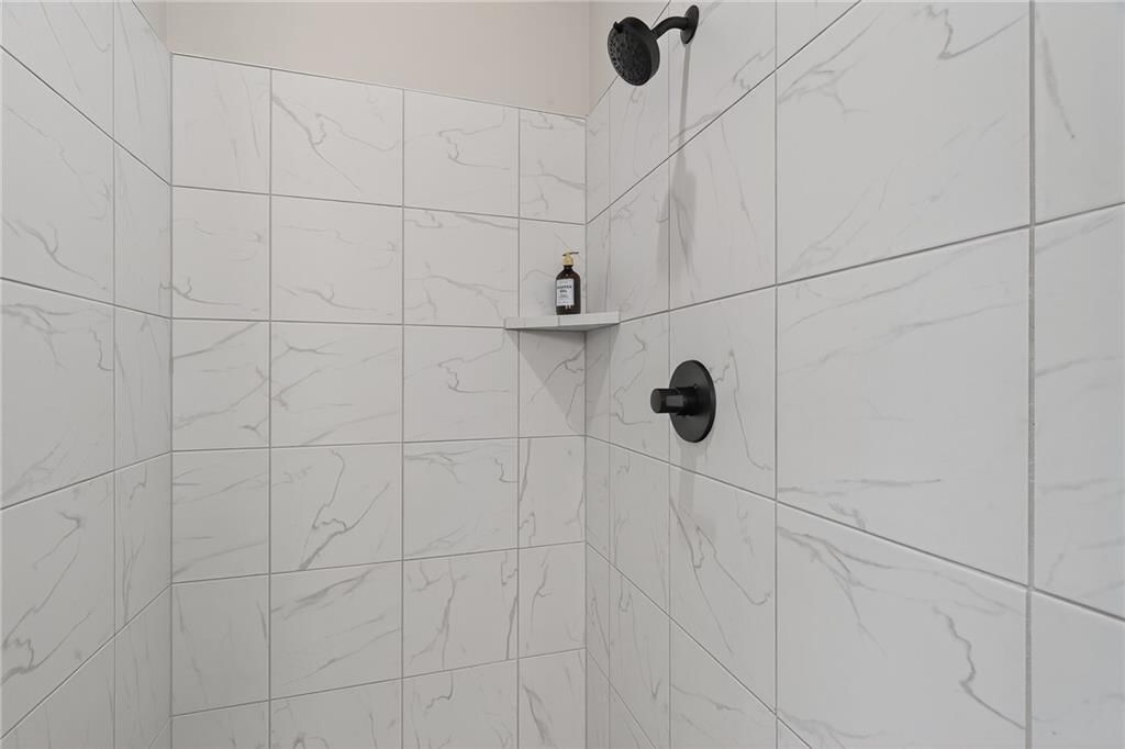 8217 Aurora Street — photo 25