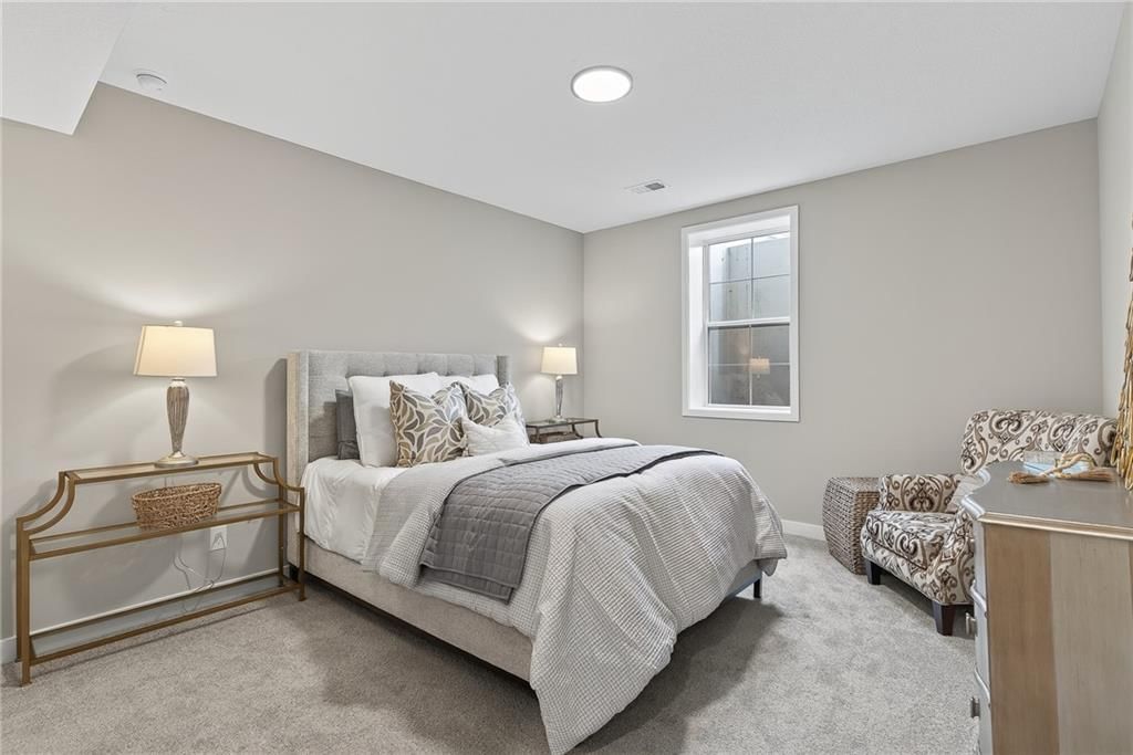 8217 Aurora Street — photo 37