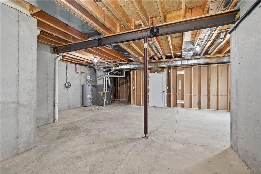 8217 Aurora Street — photo 41