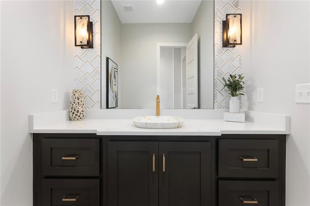 11775 S Kenton Street — photo 31