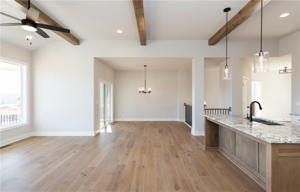 18461 Windsor Street — photo 16