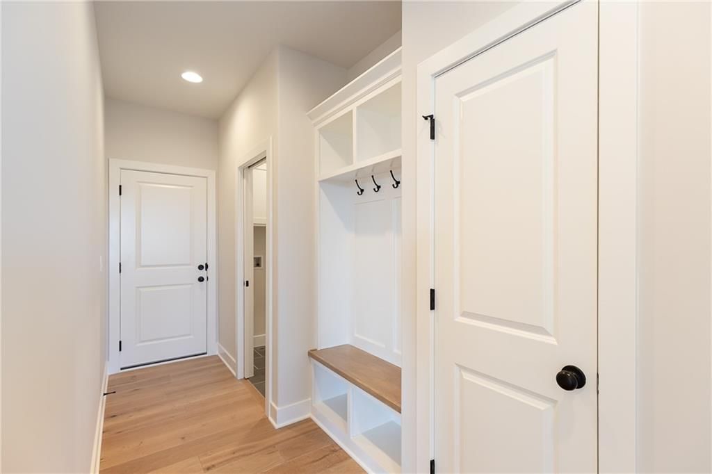 18461 Windsor Street — photo 20