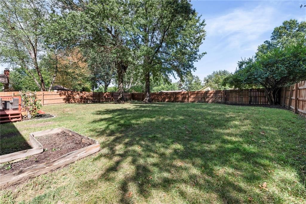 1105 Bristol Way — photo 3