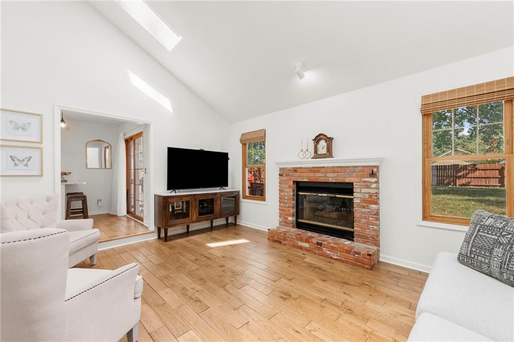 1105 Bristol Way — photo 9