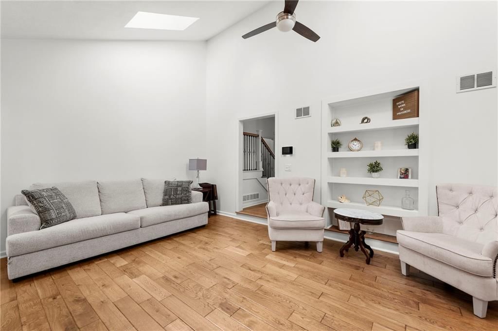 1105 Bristol Way — photo 11