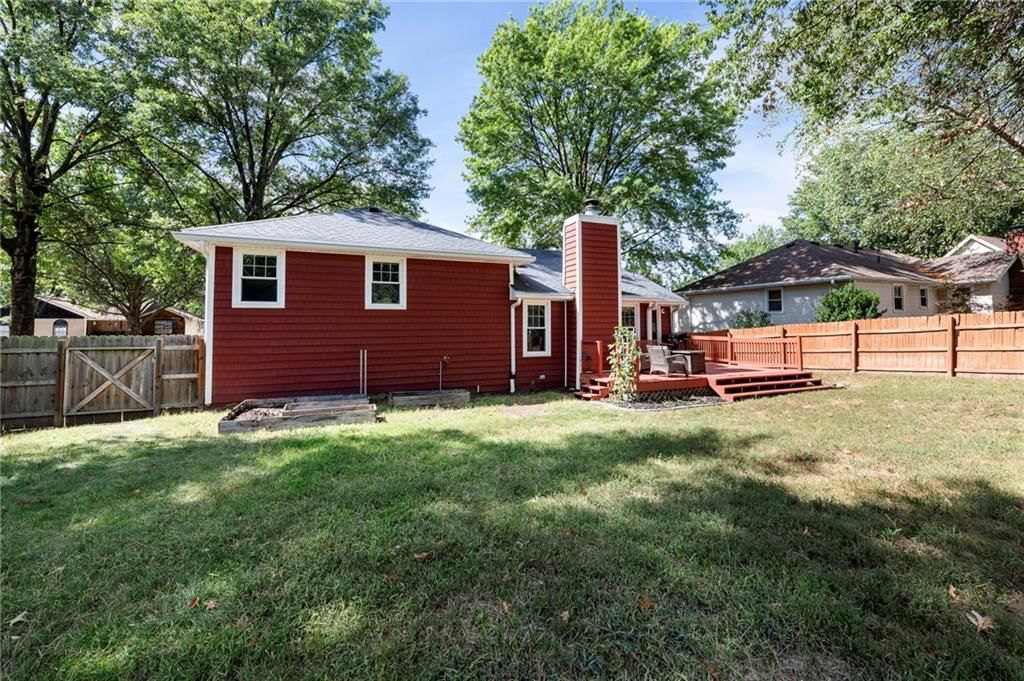 1105 Bristol Way — photo 39