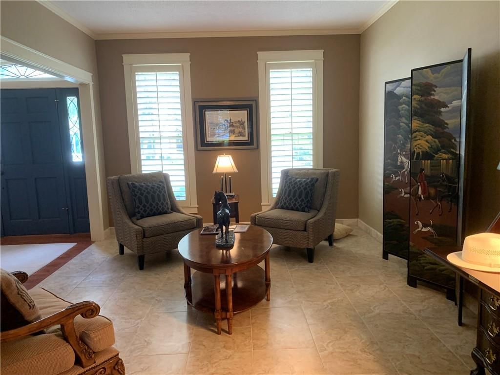 7424 Amoret Avenue — photo 6