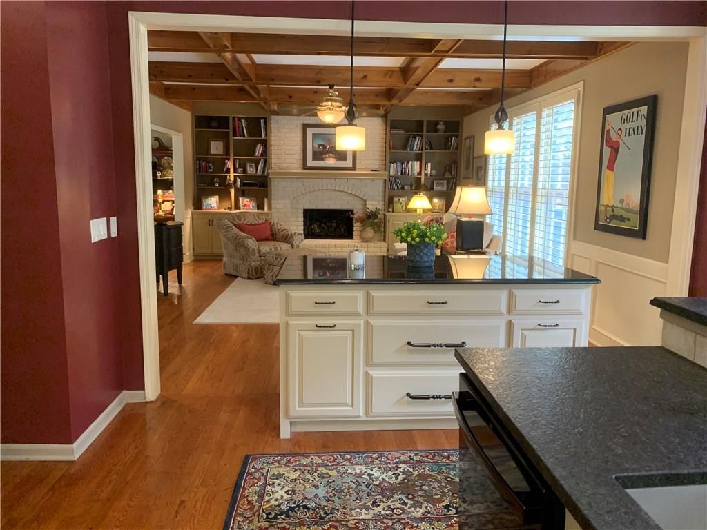7424 Amoret Avenue — photo 13
