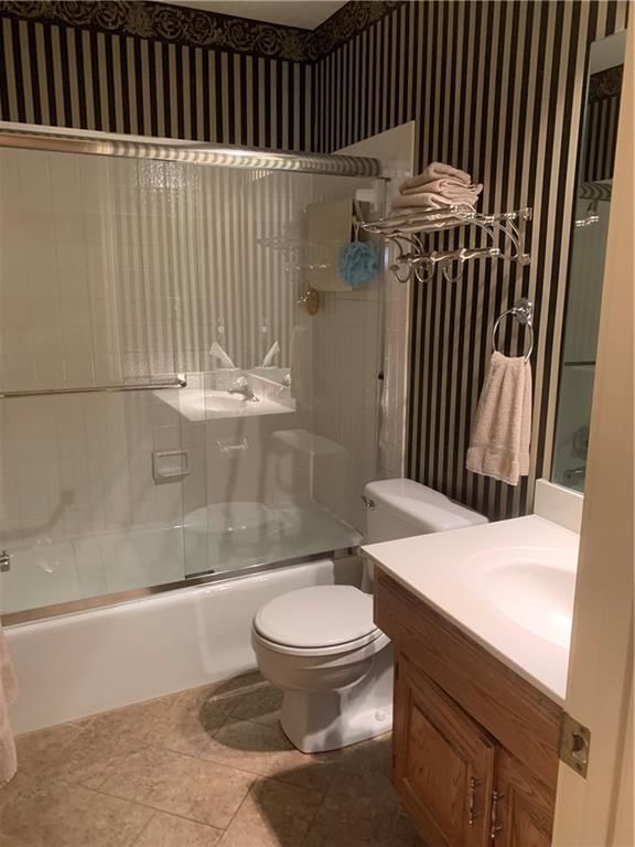 7424 Amoret Avenue — photo 23