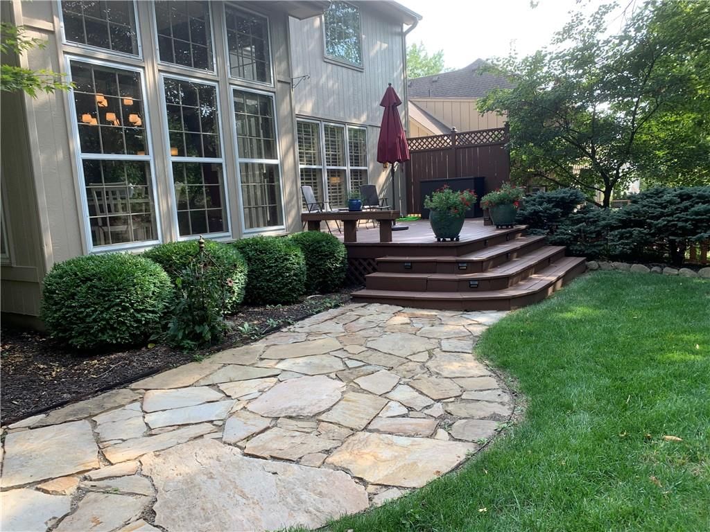 7424 Amoret Avenue — photo 44