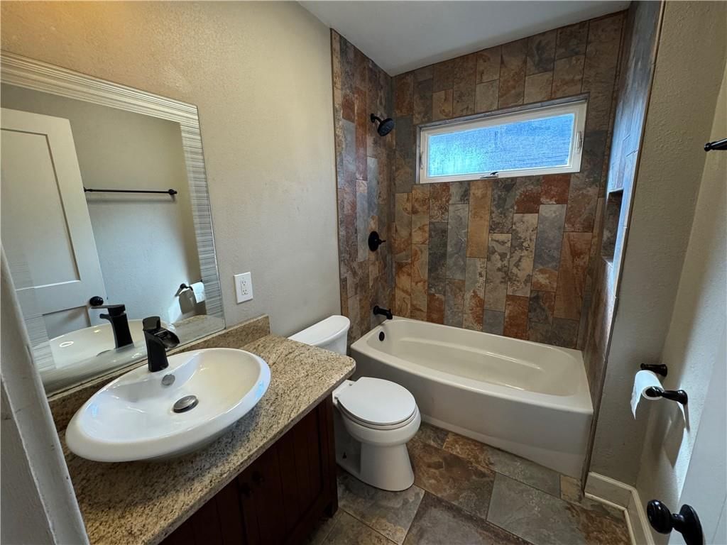 3816 Flora Avenue — photo 5