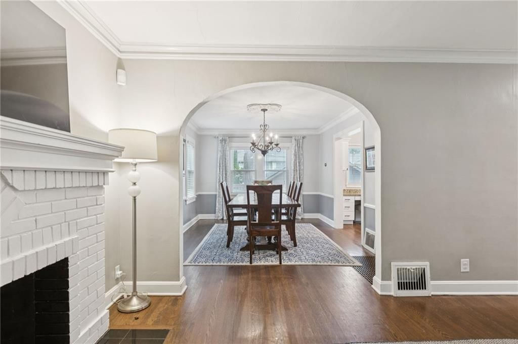 Photo 6 of 33 - 7208 Madison Avenue