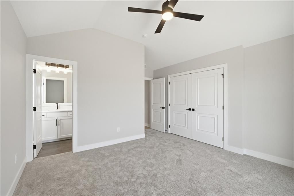 8734 N FARLEY Avenue — photo 17
