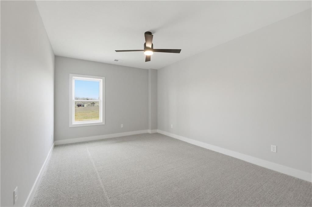 8734 N FARLEY Avenue — photo 30